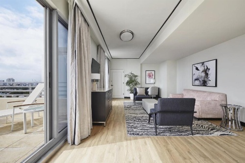 Loews Miami Beach Hotel image 10